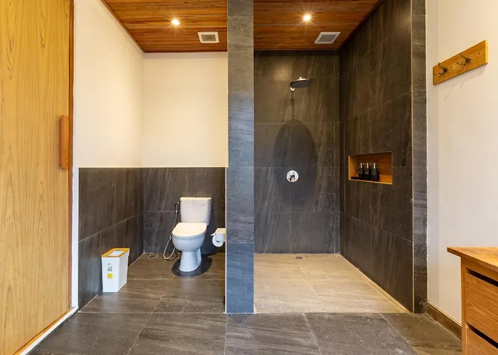 Bije Boutique & Gallery Hotel 3*